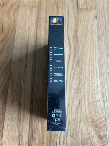 Alien & Aliens Factory Sealed VHS Lot Special Edition 20th Anniversary Horror - Picture 7 of 11