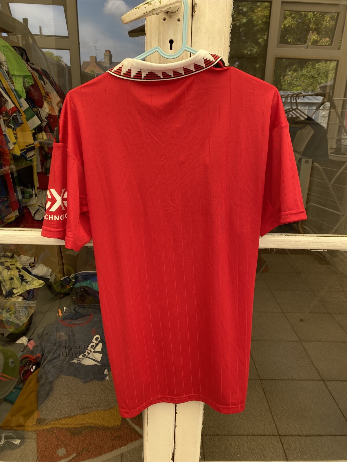 Manchester United 2022/2023 Home Football Shirt Small  thumbnail 5