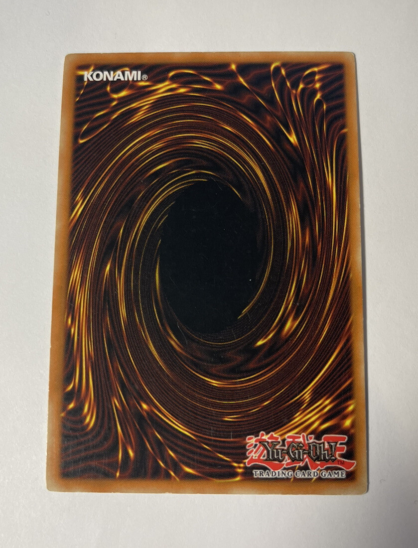 Yugioh - Dark Master Zorc 1st Edition - DCR-082 - Super Rare Holo