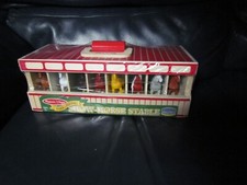 Melissa And Doug Take-Along Show-Horse Stable with 8 horses NEW