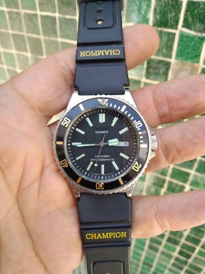 CITIZEN CRYSTRON QUARTZ DIVER WATER 150M RESIST SCREW DOWN CROWN