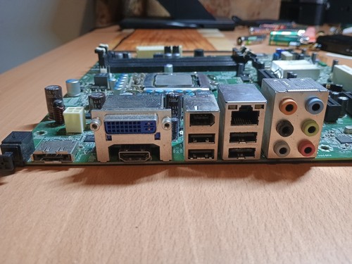 Dell DH57M01 Motherboard Intel and Intel I5 CPU. Socket H (LGA 1156) - Bild 3 von 3