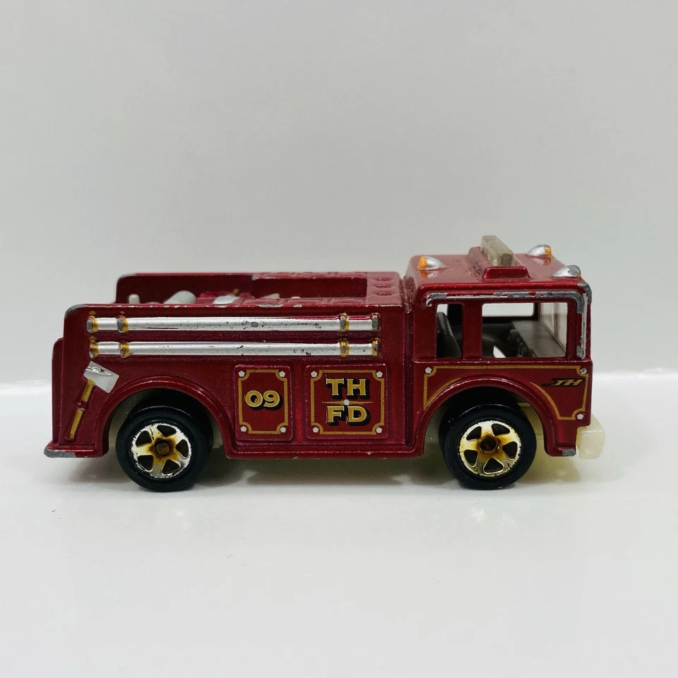 Hot Wheels Fire Eater Fire Engine Dark Red 2009 Treasure Hunts 4/12 Loose TH - Image 4 of 4