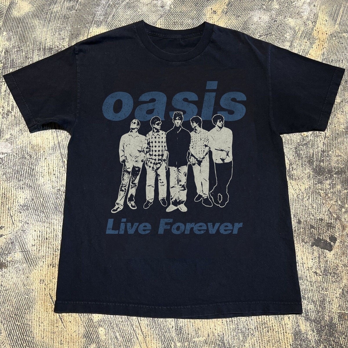 Oasis Live Forever Tシャツ 30 Vintage Oasis Live Forever T-shirt, Unisex Black Cotton T-shirt
