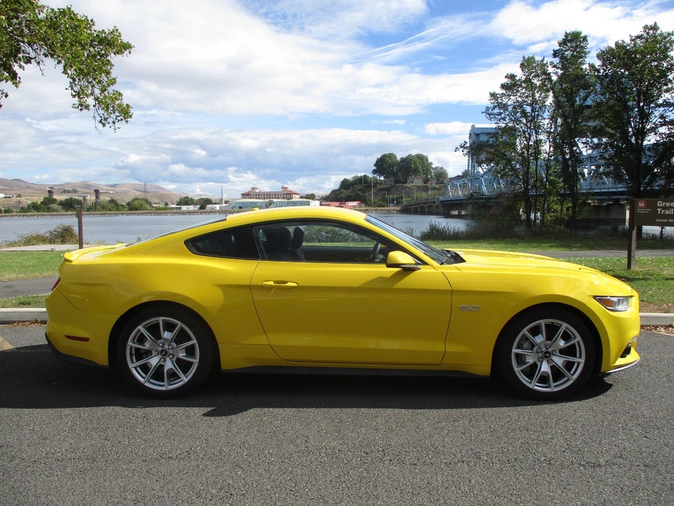 2015 Ford Mustang - Image 4 of 4