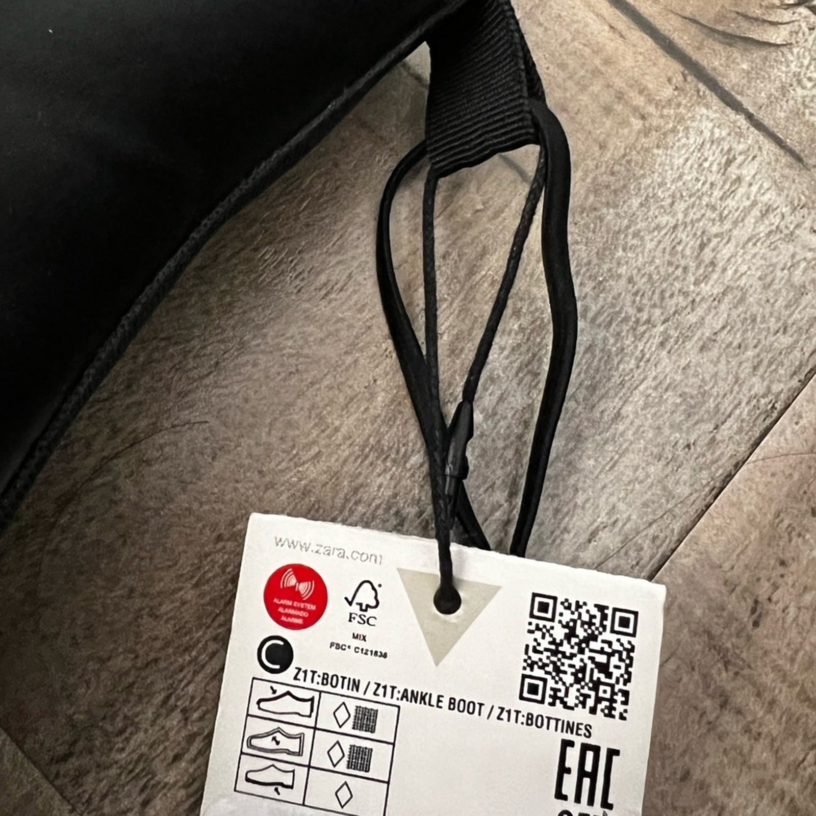 NEW ZARA BLACK LOW HEELED ANKLE BOOTS GORITG TRACK SOLE Size  40 faux leather thumbnail 5