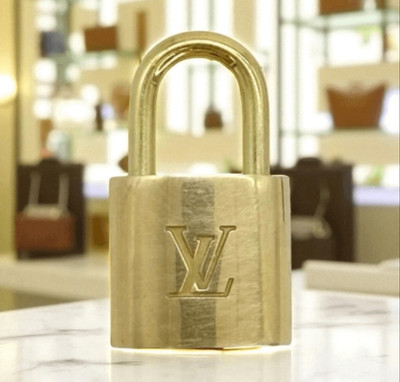 Louis Vuitton Paris Women's Padlock Lock (no Key) Gold Brass #312 Authentic