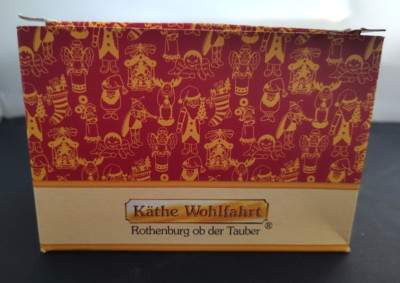 Kathe Wohlfahrt Small Christmas Box 14x9.5x9.5 cm/5.5x3.75x3.75  ~ Foldable