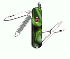 🌟🌟🌟🌟🌟 VICTORINOX CLASSIC SD LIMITED EDITION 2020 POCKET KNIFE LIZARD
