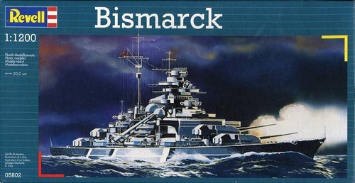 Revell 1/1200 Ships - oop & current - Please Look - Picture 2 of 10