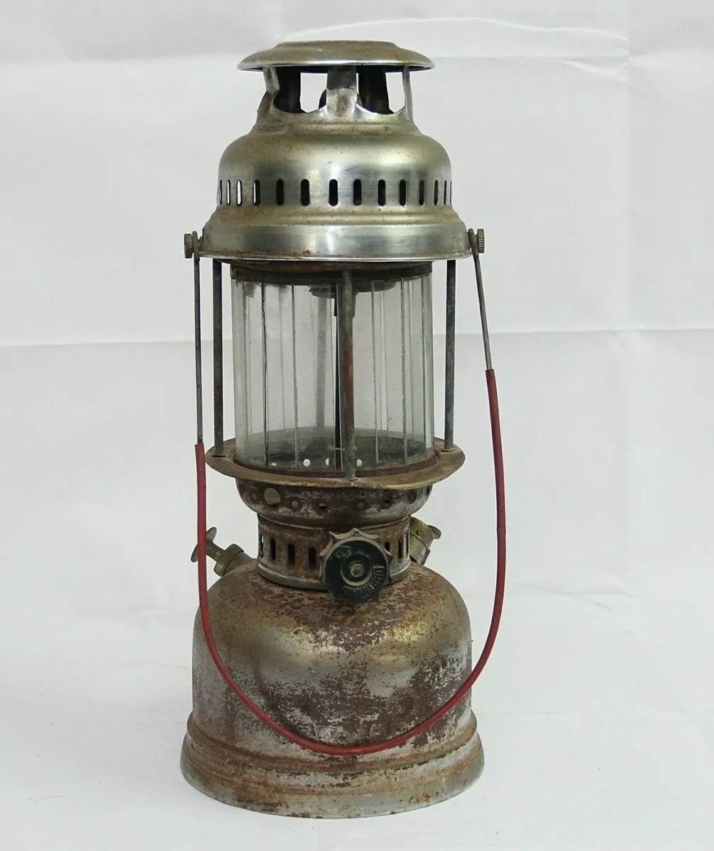 Old Kerosene Lamp  Kerosene lamp, Kerosene, Lamp