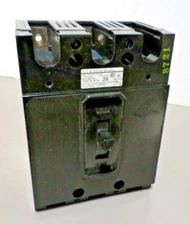 GOULD I-T-E  EE3-B020 20A Circuit Breaker 3P 125/250VDC 240VAC NOS 