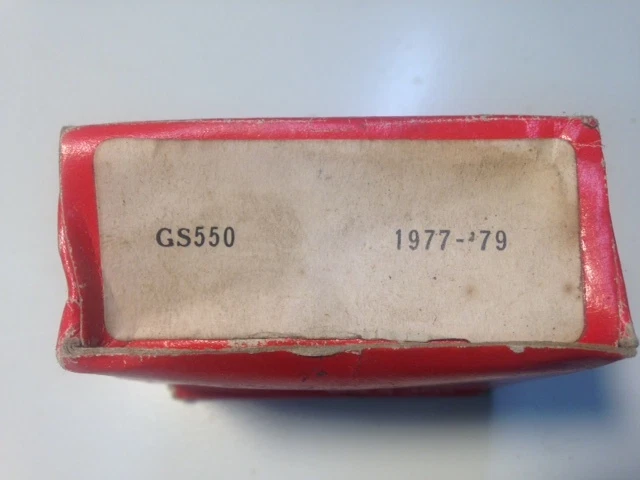 Suzuki GS550 1977-79 vintage motorcycle vesrah VD-307 brake pads 59300-45820   - Image 2 of 3