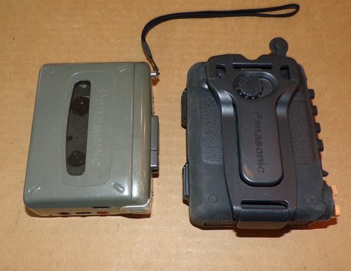 2 LETTORI CASSETTE VINTAGE PANASONIC RQ-A200 & WMSS SHOCKWAVE - RICAMBI/RIPARAZIONE - Foto 12 di 17