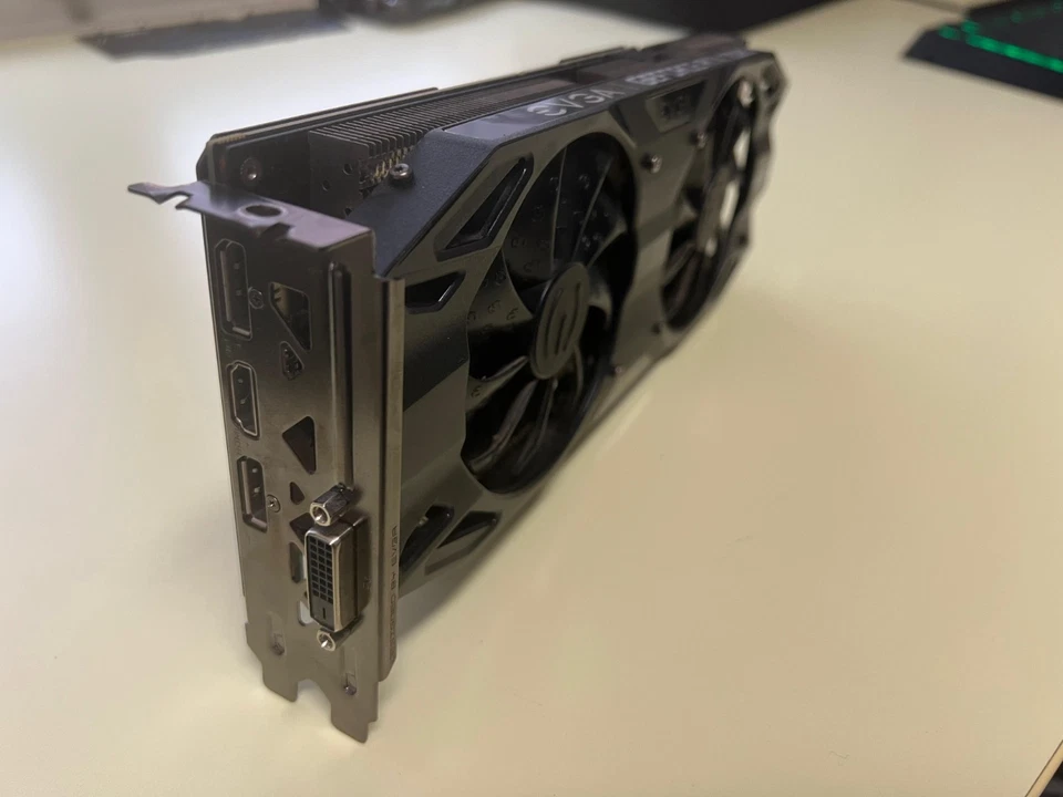 EVGA NVIDIA GeForce RTX 2060 SUPER SC ULTRA GAMING 8GB GDDR6 DUAL HDB FANS - Immagine 2 di 4