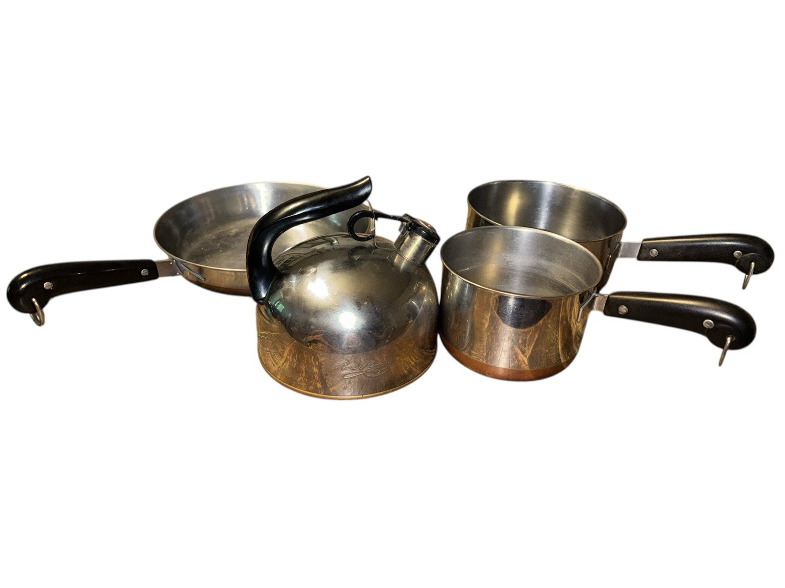 Revere Ware Copper Bottom 4 Pc. Set Kettle, 1-2 Qt Pot, 2-3 Qt Pot, 10” Skillet