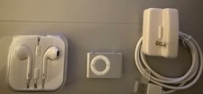 BRAND NEW Apple iPod Shuffle 2nd Gen 1GB Silver   NEW BATTERY INSTALLED