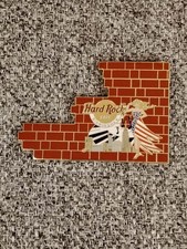 PIN GIRL HARD ROCK CAFE/ BIRMINGHAM THE WALL SEXY GIRL