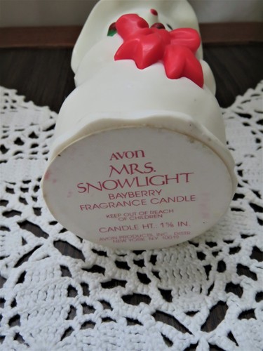 Vintage Avon Mrs. Snowlight Bayberry Fragrance CHRISTMAS Time Candle - Picture 4 of 8