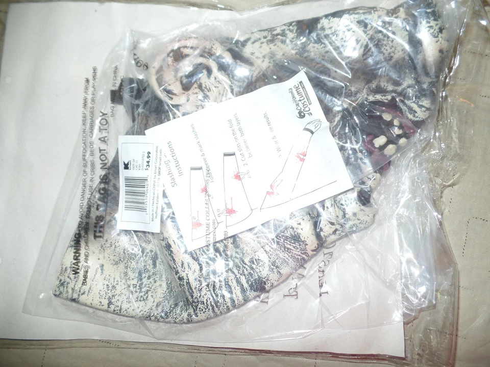 boys AGES 12 TO 16 HALLOWEEN HEART THROB ZOMBIE MASK JACKET 2 PC BLOOD RIPS NICE - Image 4 of 4