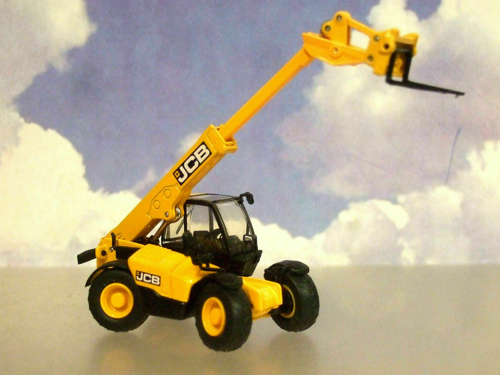 OXFORD DIECAST CONSTRUCTION 1/76 JCB 531-70 LOADALL FORK LIFT LOADER 76LDL001