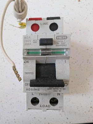 MEM RCD 80 Amp 30mA zweipolig 80A RCCB Memera 2000 AD80HE