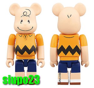 bearbrick peanuts