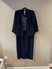 R M Richards by Karen Kwong V-Neck Floral Pattern Wedding Dress w/Jacket EUC 16