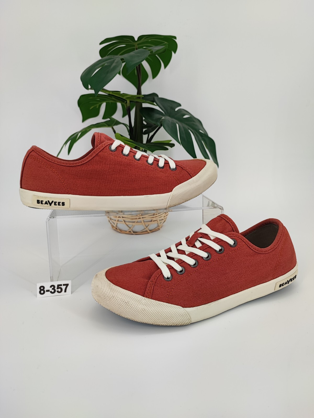 SeaVees Women's Monterey Burgundy Canvas Low Top Standard Sneakers Size 8 US