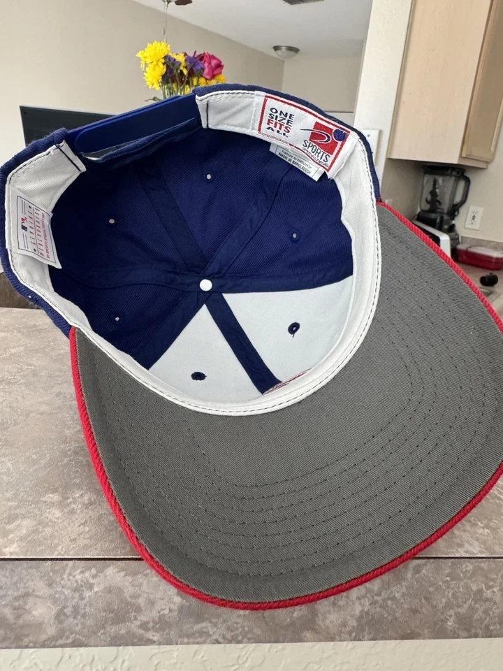 Gorra vintage años 90 Chicago CUBS Sports Specialties SNAPBACK HAT, ribete rojo/azul Foto 3 de 4