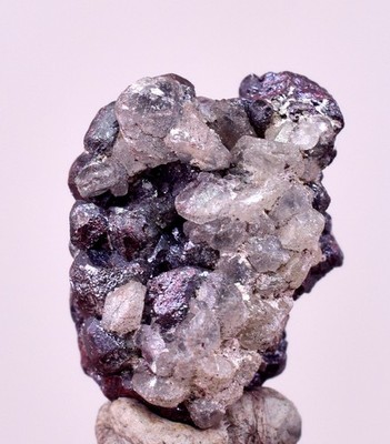 1.2cms PROUSTITE PYRARGIRITE RUBY SILVER PERU UCHUCCHACUA MINE HB319