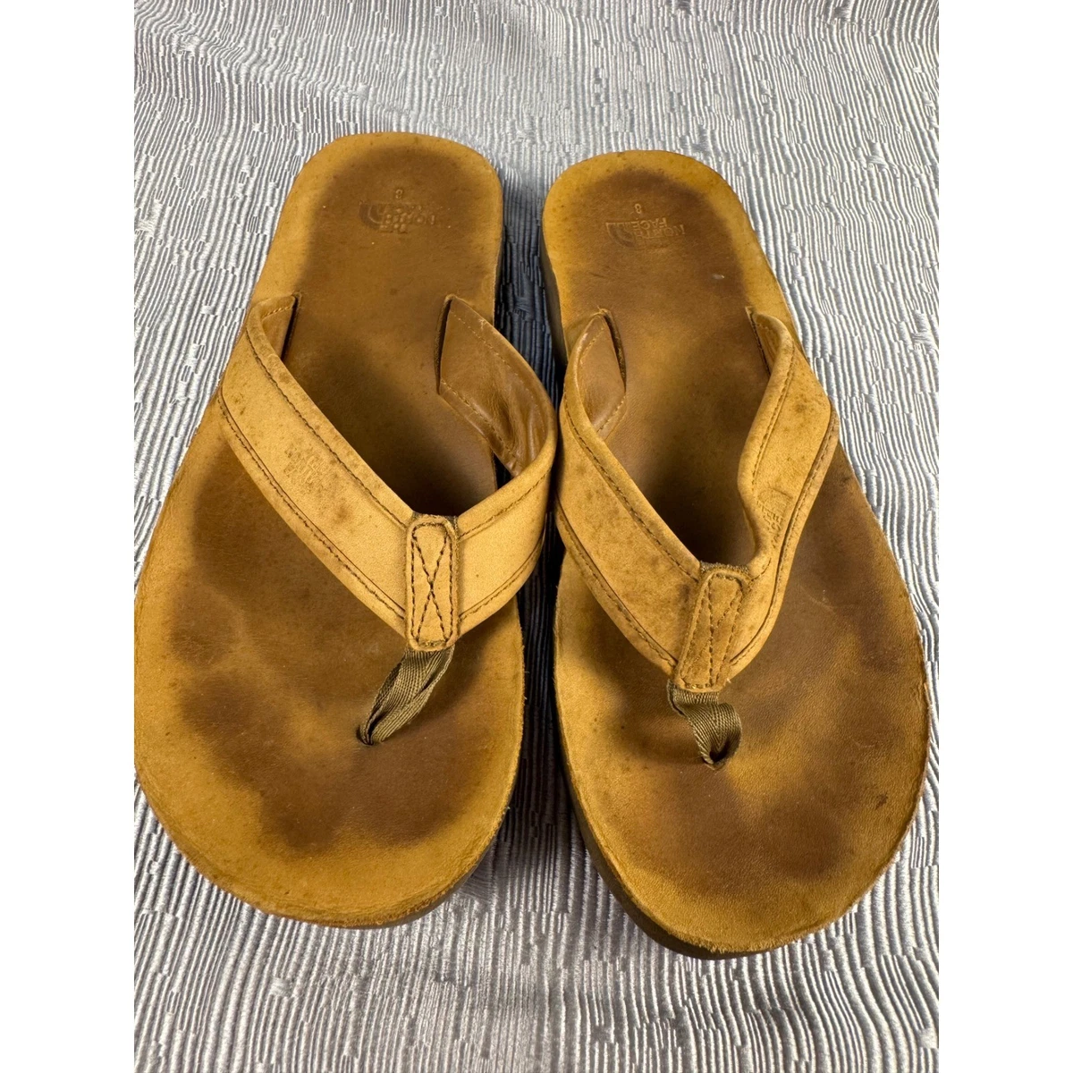 The North Face Mens Leather Flip Flop Sandals Brown Thong  display picture 3