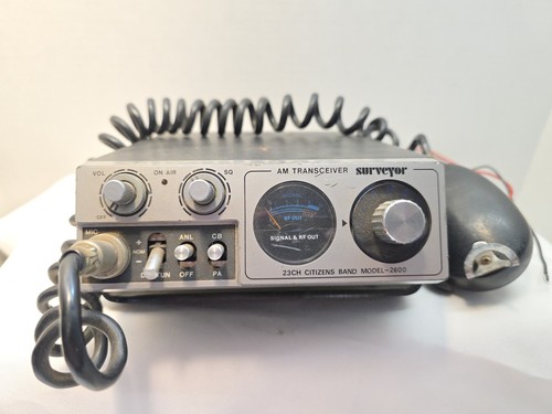 1976 AM TRANSCEIVER SURVEYOR 23 CH CB RADIO MODEL 2600 