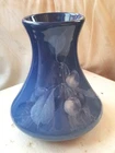 Weller art pottery blue Louwelsa, excellent condition, @6 tall