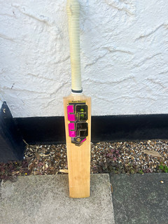SS Sunridges TON Cricket Bat Short Handle Willow Beige/Black/Pink