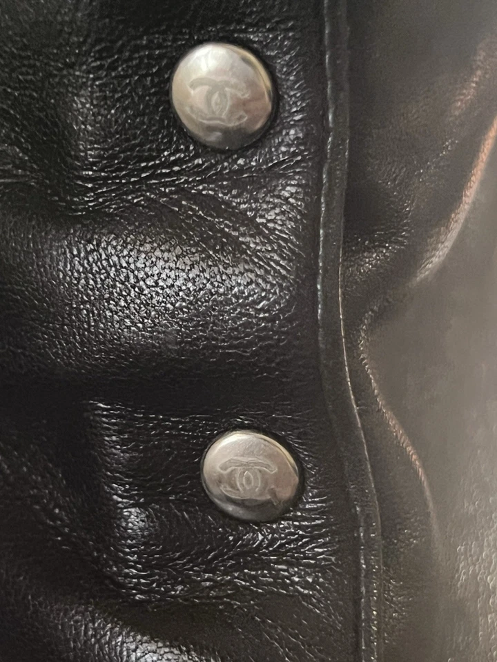 Chanel Black Leather CC Button Up/Snap Heeled Boots AUTHENTIC size 37 Calfskin - Image 4 of 4