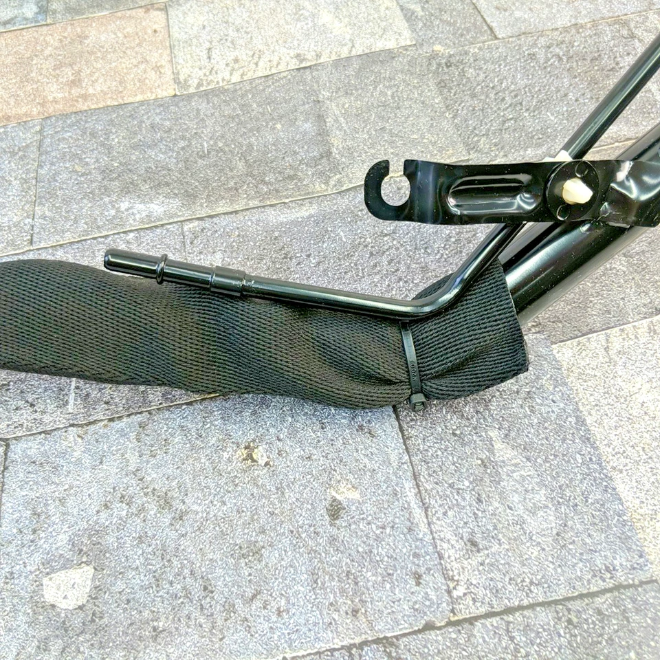 Spectra FN890 For 2005-10 Chrysler 300 05-2008 Dodge Magnum Gas Tank Filler Neck - Image 4 of 4