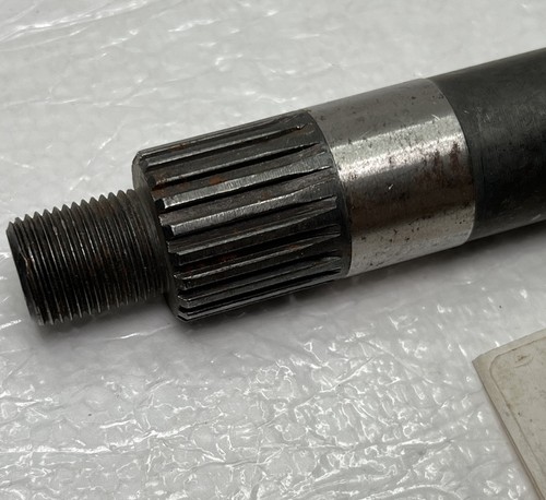 Husqvarna 525836001 Spindle Shaft 525 83 60-01. Free Shipping Genuine OEM NOS - Picture 2 of 6