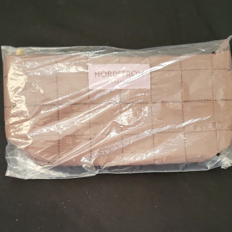 Nordstrom Pink Quilted Brown Makeup Bag Zip Pouch Cosmetic Bag Case