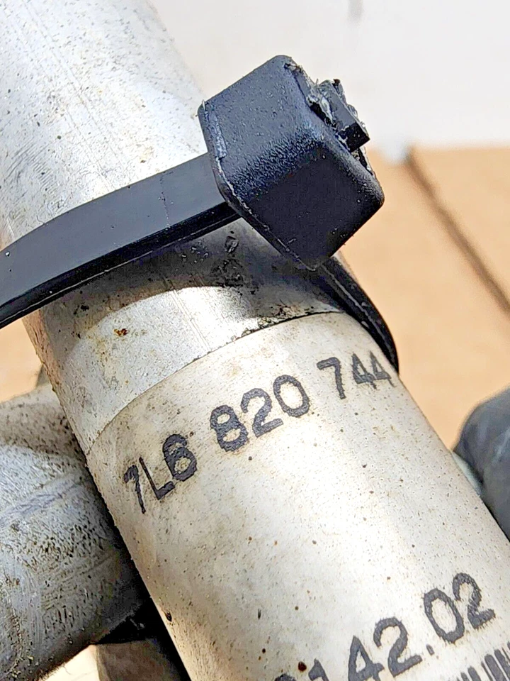 Volkswagen Touareg 2004-2007 4,2 L aire acondicionado manguera tubo 7L6820744M Foto 4 de 4