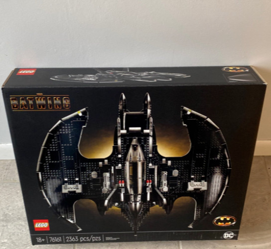 Building the '89 Batwing – Review: 76161