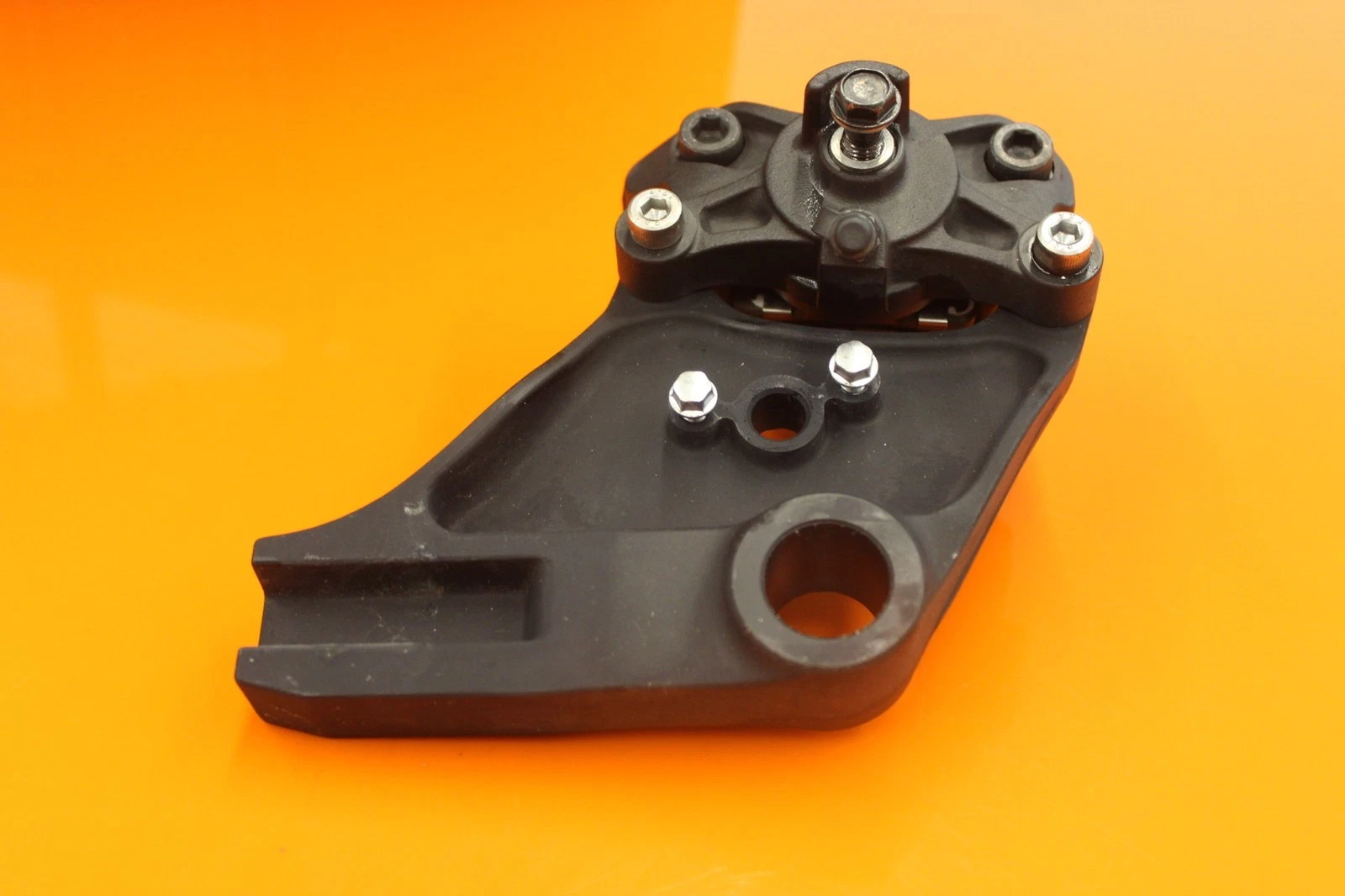 12-22 2018 KAWASAKI NINJA ZX14R OEM REAR BRAKE CALIPER W MOUNT BRACKET W PADS
