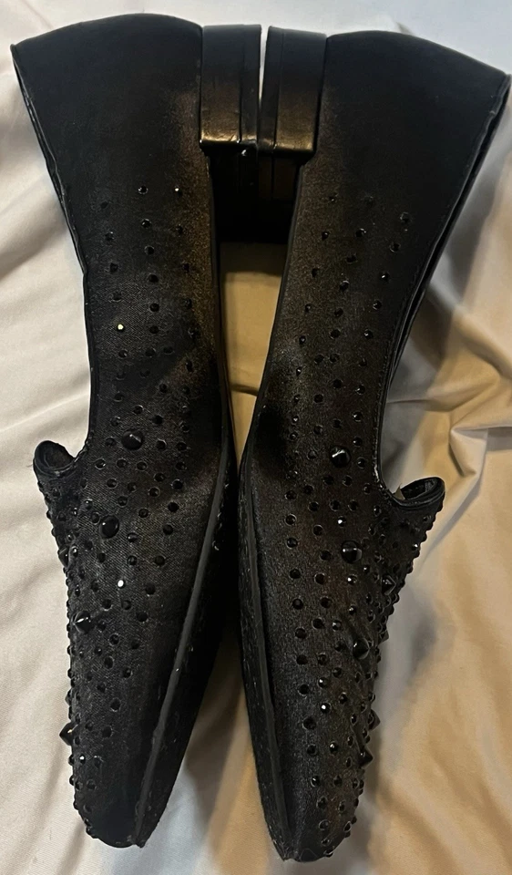 Zapatos planos mocasines Rock & Republic RR Keeley negros con tachuelas para mujer talla 9 Foto 3 de 4