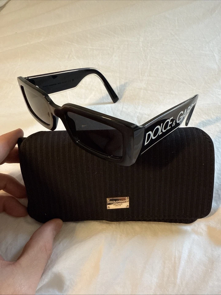 Authentic Dolce & Gabbana DG6187 501/87 53 mm Black Rectangular Sunglasses/Case - Image 2 of 4