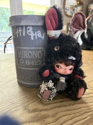 HIRONO Little Hare Plush Doll Pendant Set with Bunny Costume & Trash Can