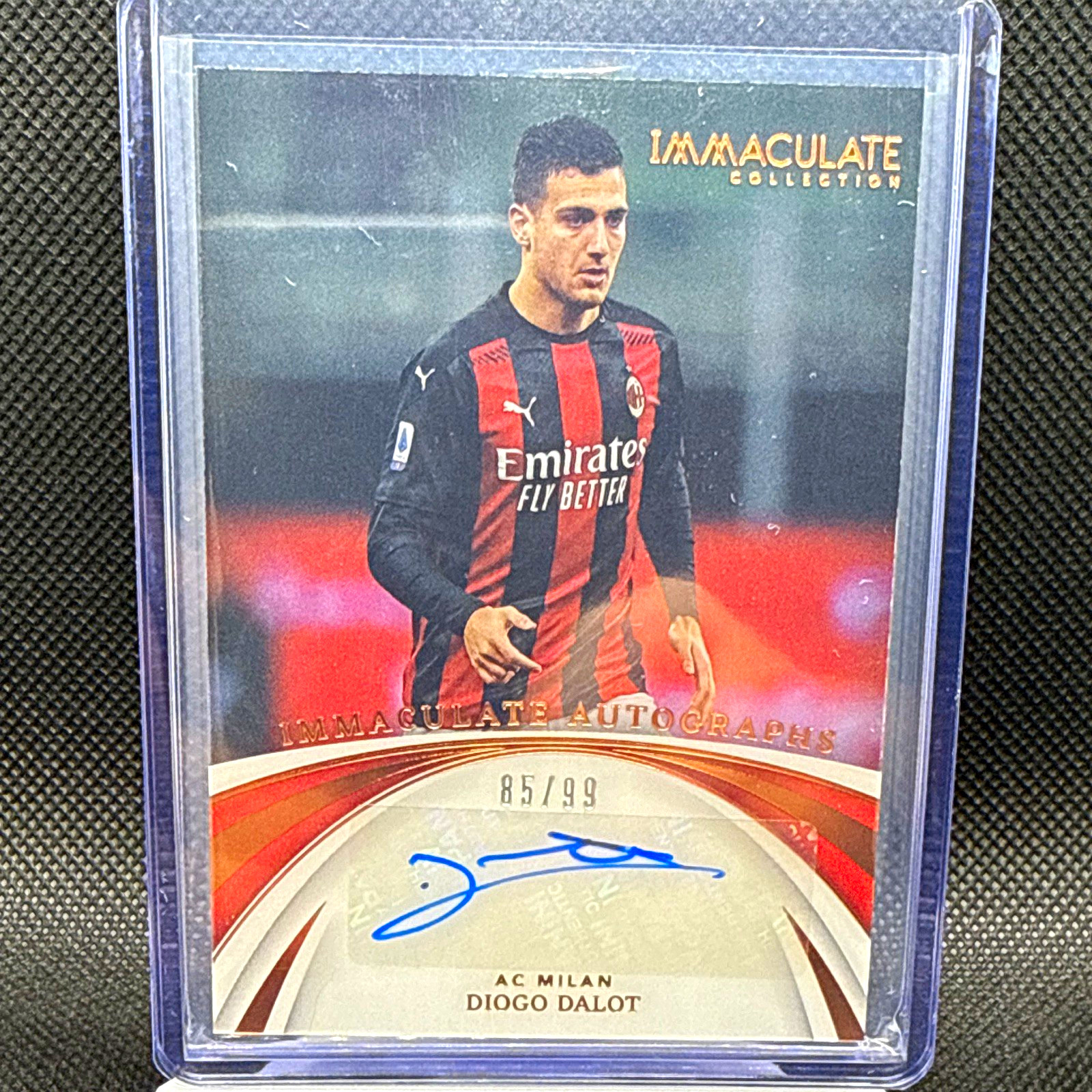 Panini Immaculate 2022-23 Diogo Dalot AC Milan Platinum 1/1 Auto IA-31