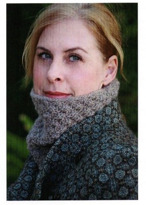 Knit and Tonic Knitting Pattern KT109 The Marvel Cowl