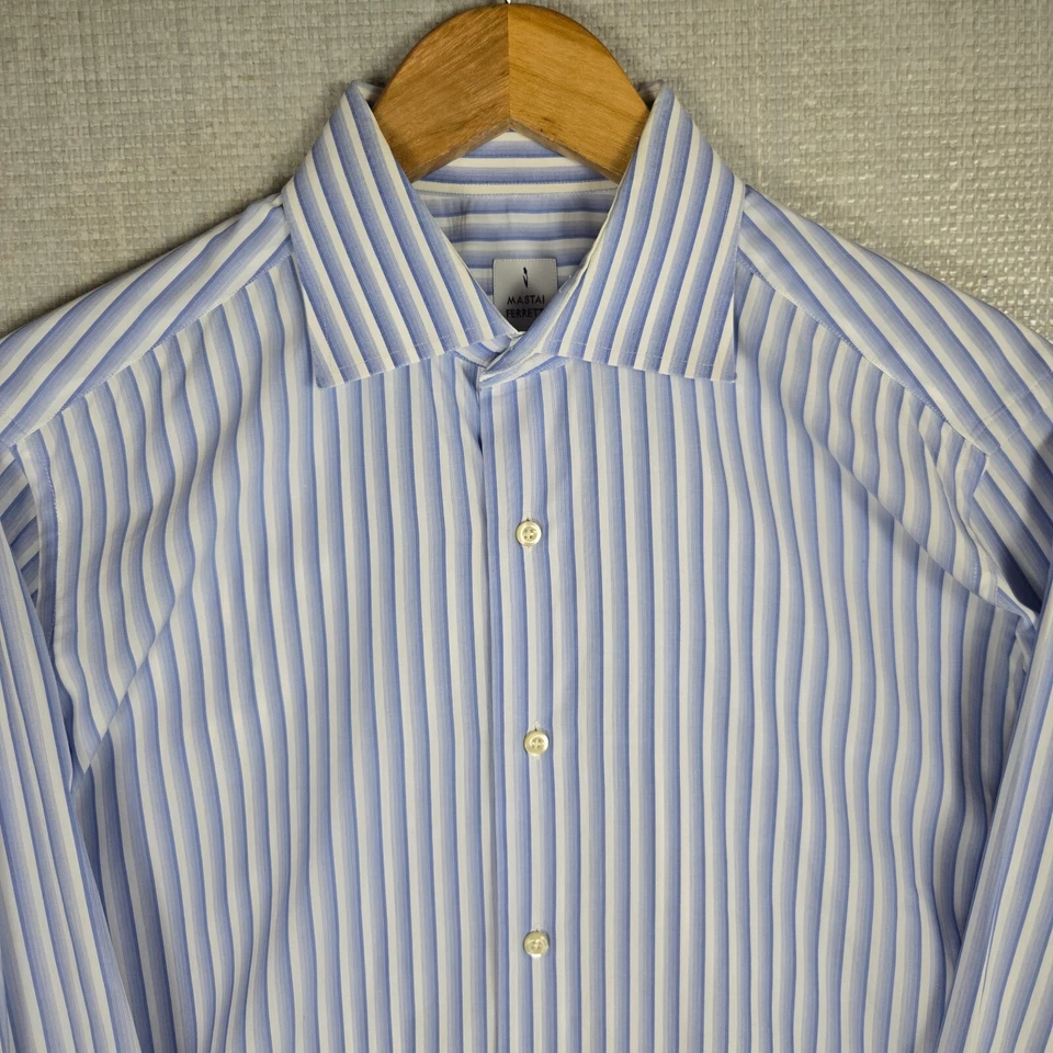 Camisa Deportiva de Algodón Cuello Cortado MASTAI FERRETTI Hecha en Italia Talla Grande para Hombres Foto 2 de 4