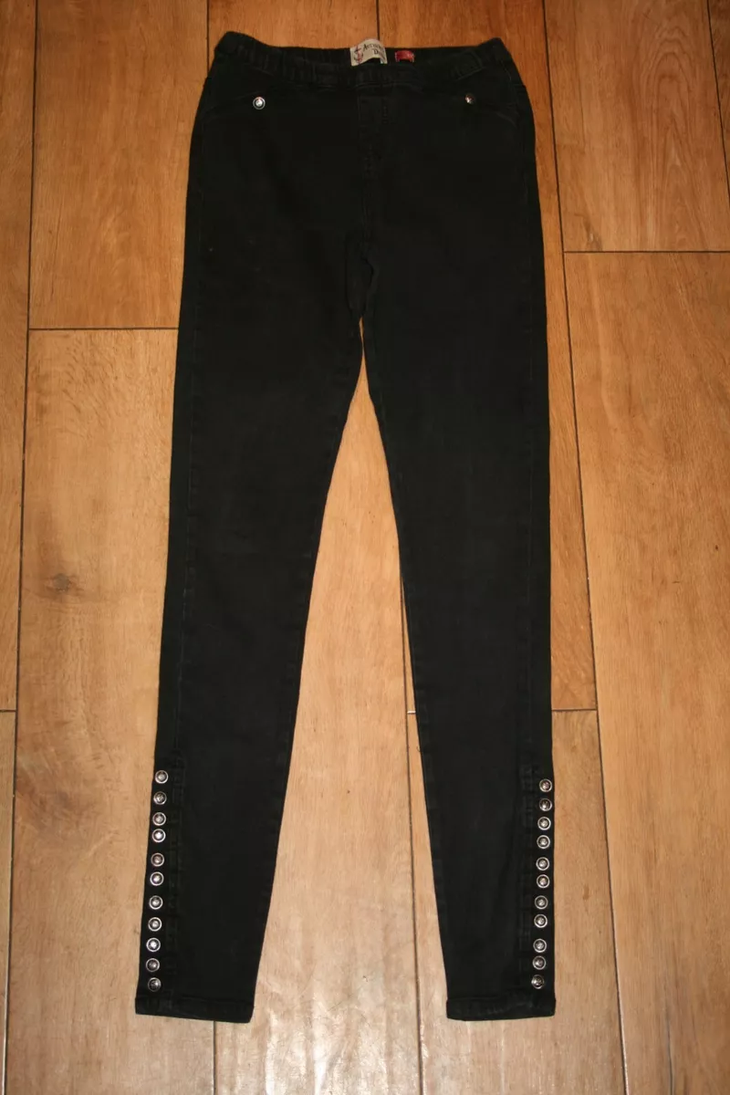 New look black jeggings top