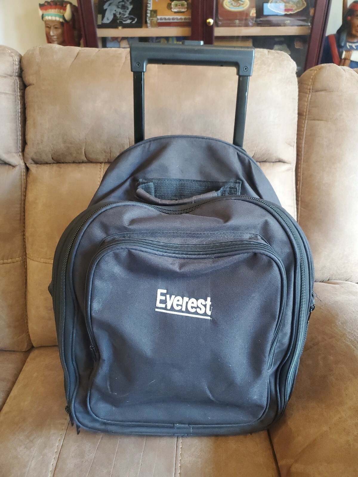everest wheeled backpack